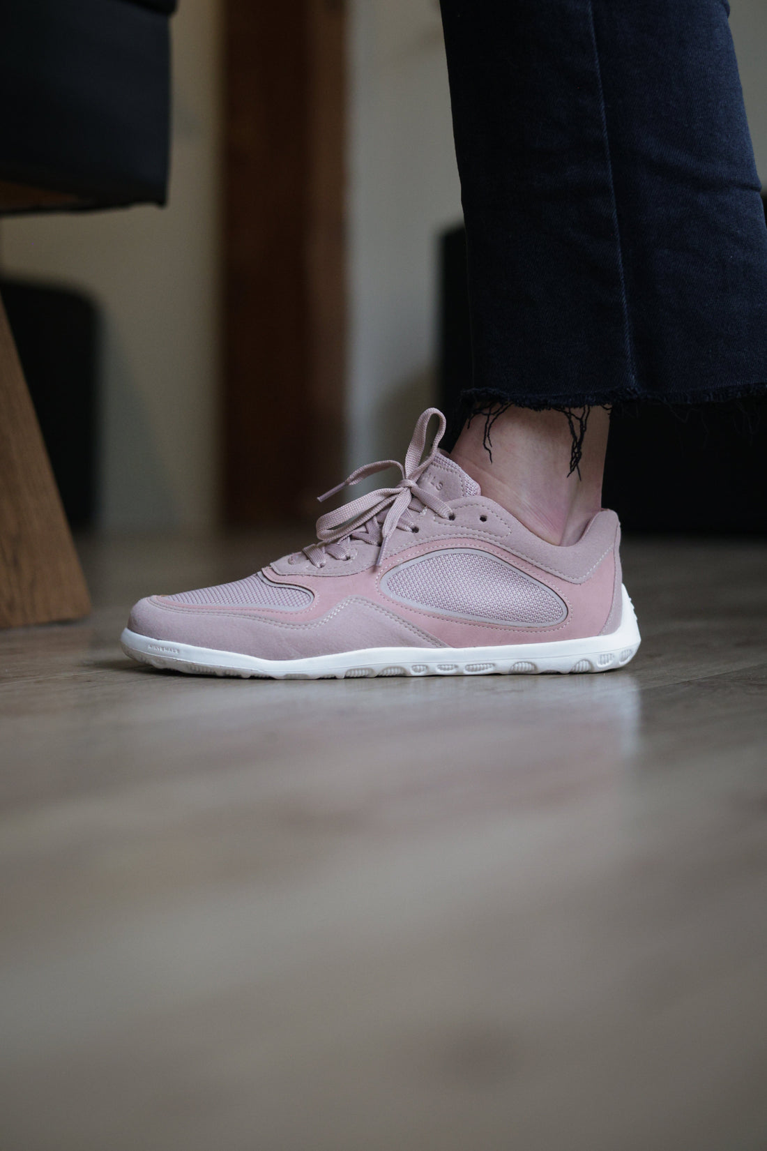 Why the Ground Beneath Your Feet Changes Your Posture: Understanding Zero Drop Footwear - Minnemals