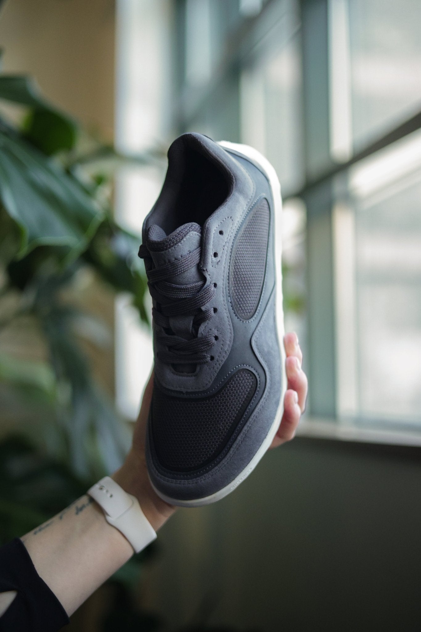 Stimulus V2 — Barefoot Sneakers with Zero-Drop Sole - Minnemals