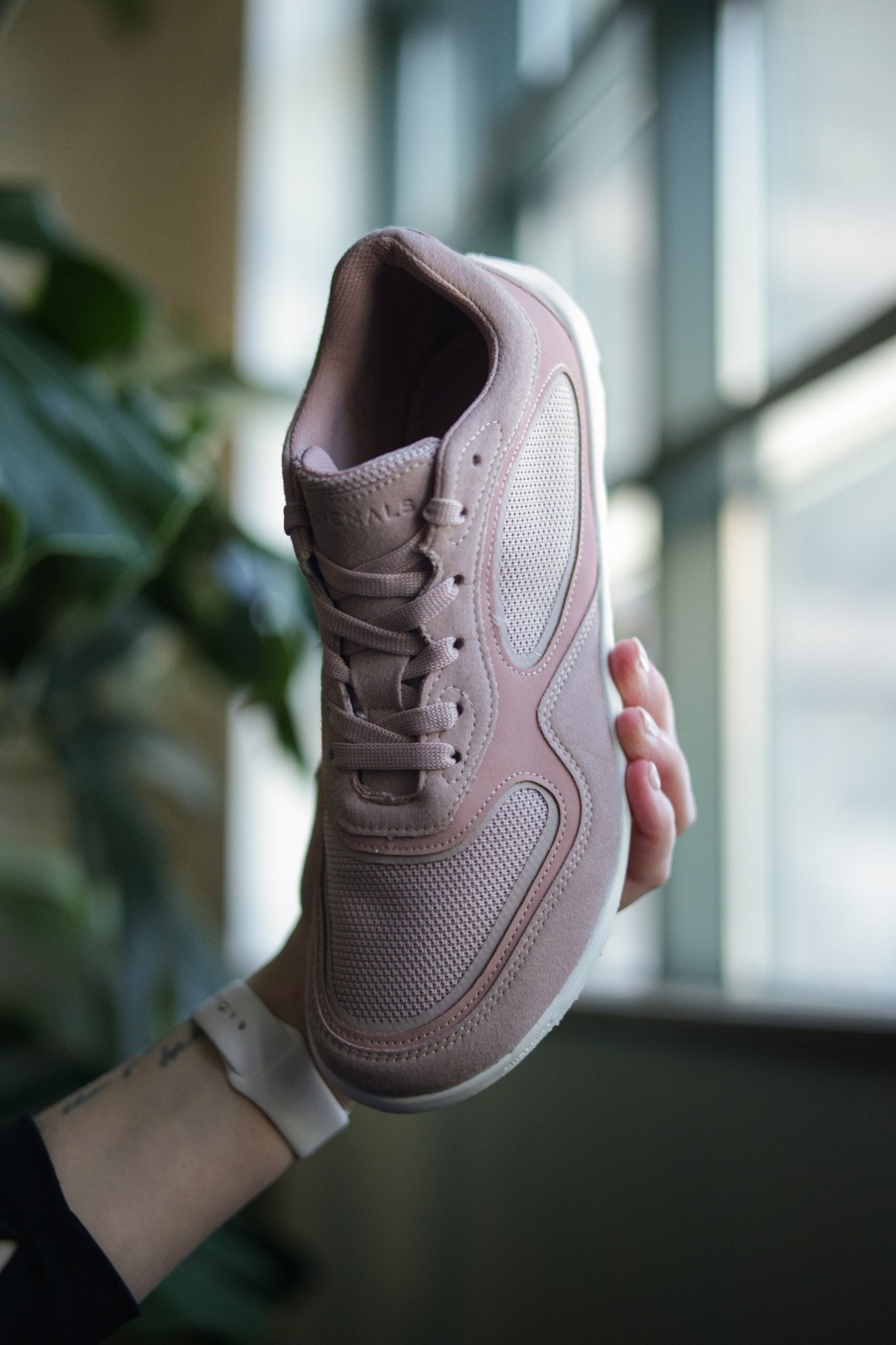 Stimulus V2 — Barefoot Sneakers with Zero-Drop Sole - Minnemals