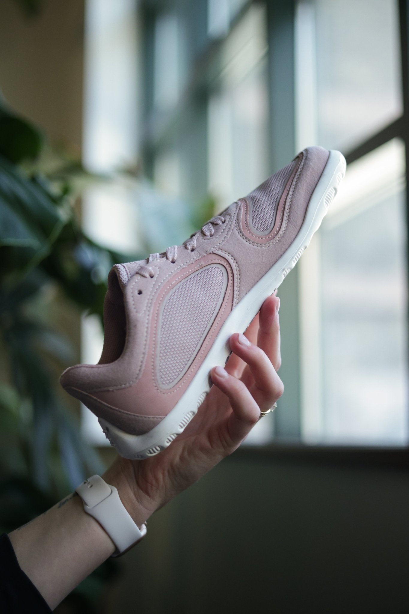 Stimulus V2 — Barefoot Sneakers with Zero-Drop Sole - Minnemals